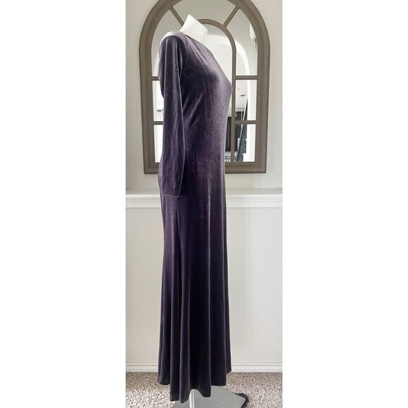 Donna Karan NY Jewel Low Back Velvet Gown in Purple, NWT, Size 10 - Picture 7 of 12